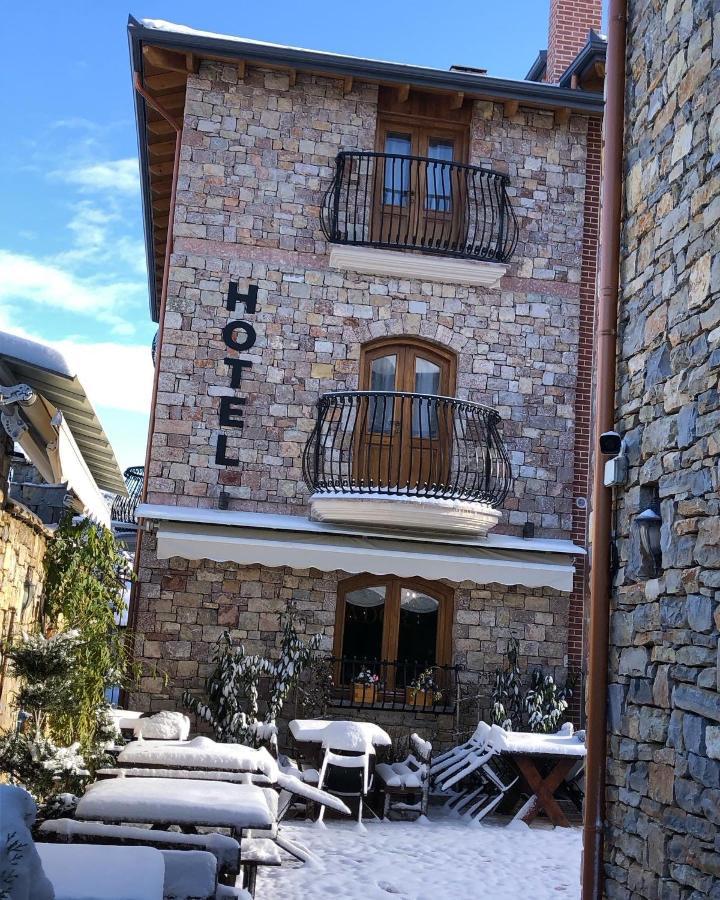 Hotel Ambassador Voskopojë Zewnętrze zdjęcie