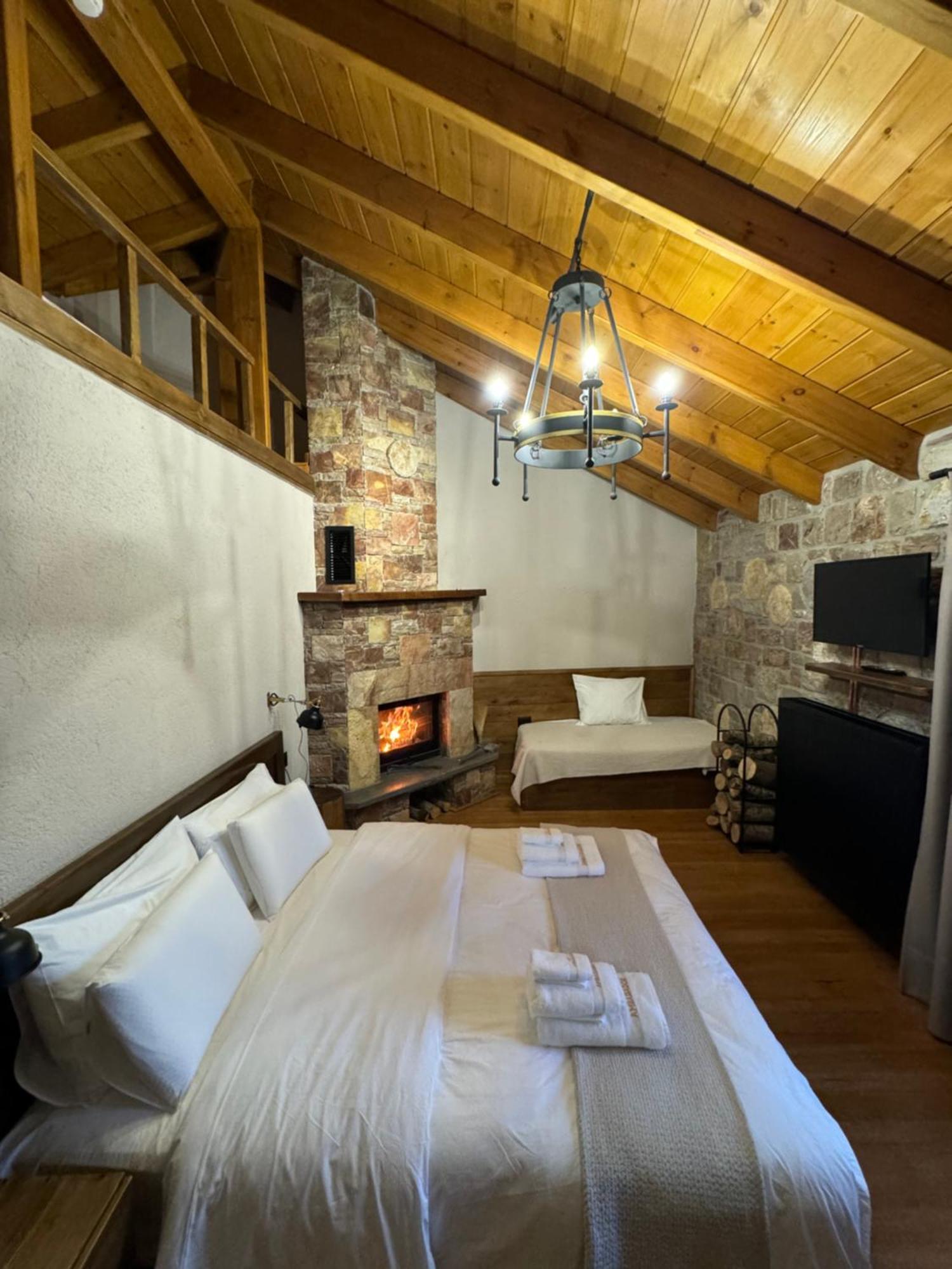 Hotel Ambassador Voskopojë Zewnętrze zdjęcie