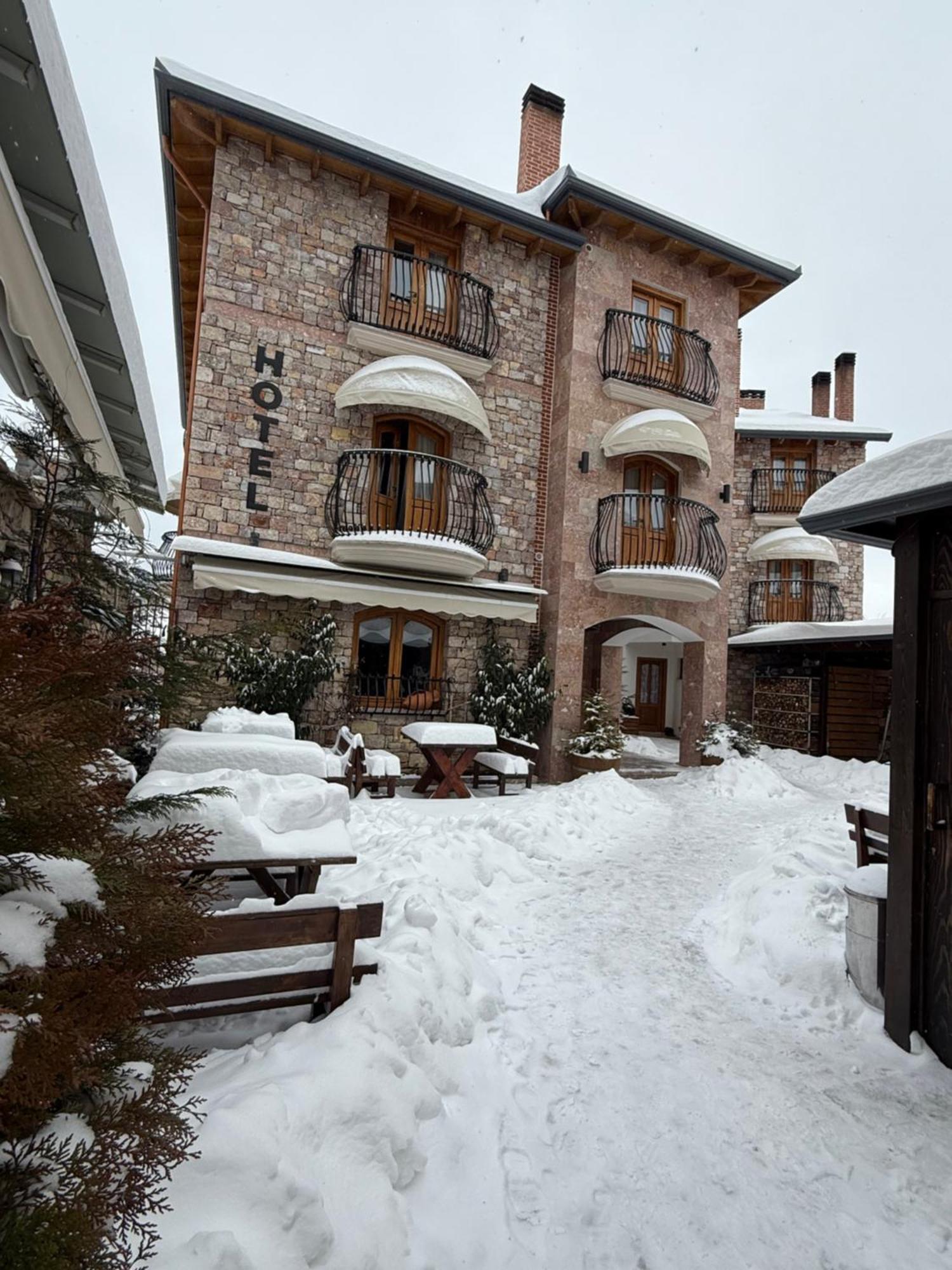 Hotel Ambassador Voskopojë Zewnętrze zdjęcie
